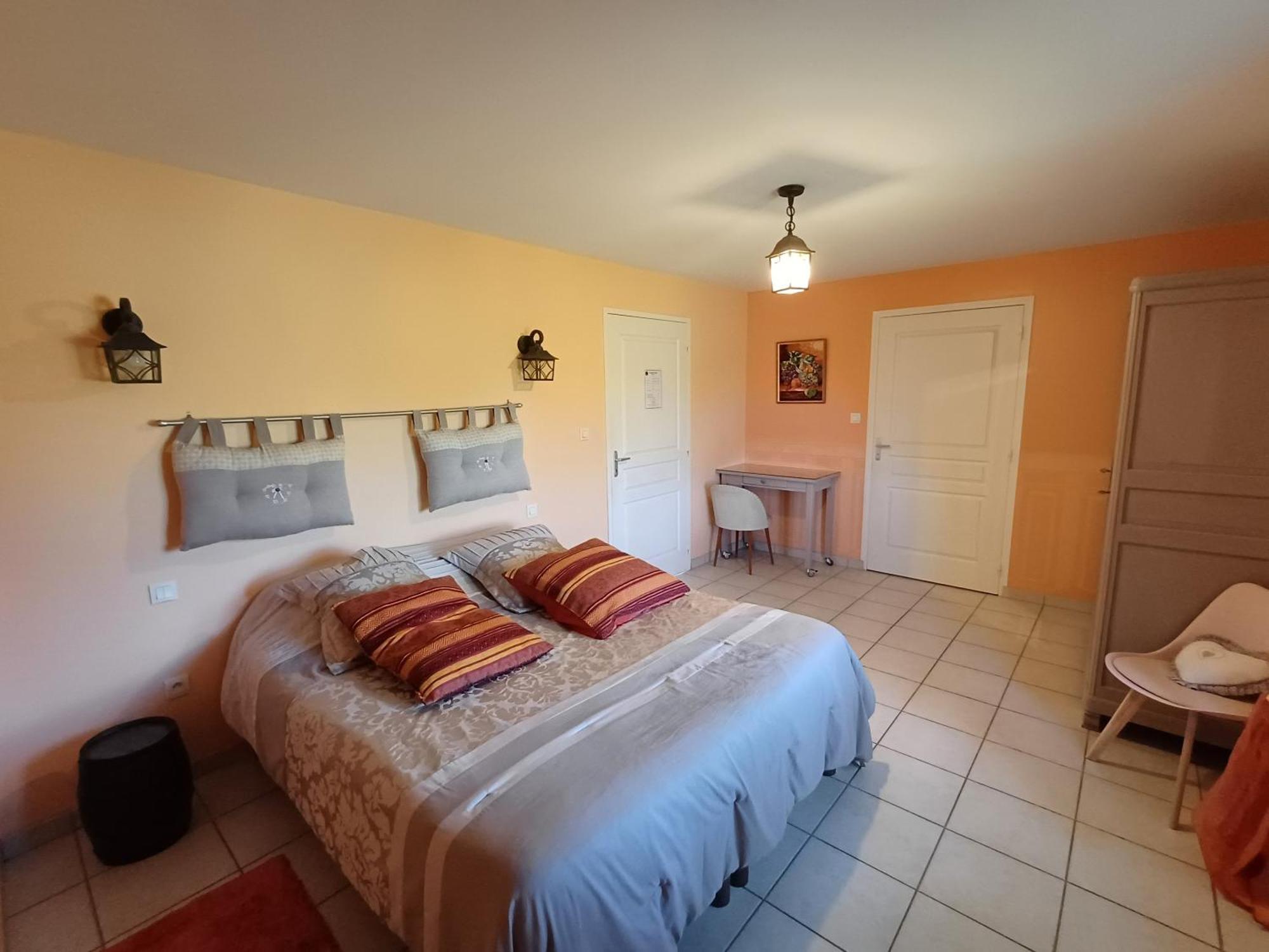 Le Logis Du Livier Hotel Saint-Georges-sur-Layon Cameră foto